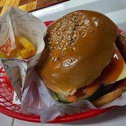 El Grande Overload @EL TERIBLE BURGERS.