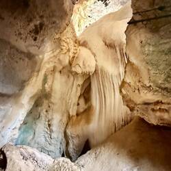 Très jolie grotte 😍