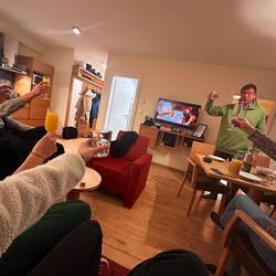 Auf den Skiurlaub 🥂