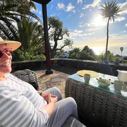 Teatime in der Sonne, während man in der Heimat über 8 Grad minus klagt