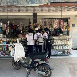 On est passé devant pleins de petits stands sympa