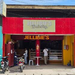 Bäckereien überall.