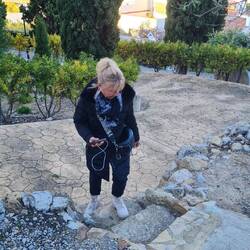 Moni wie immer im Winteroutfit! Und das im Januar