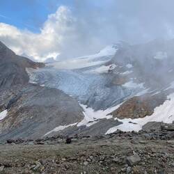 Blick in Richtung Similaun beim Aufstieg zu gleichnamiger Hütte