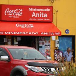 Coca Cola ist Hauptsponsor von Minimercados und Restaurants