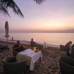 Soirée merveilleuse, barbecue sur la plage ❤️