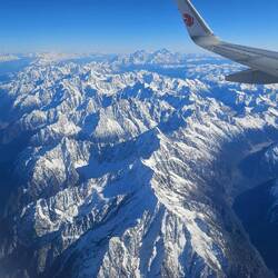 Anflug über das Himalaya