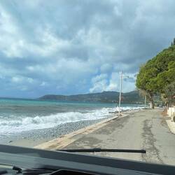 ..da vorne rechts ist der Stellplatz