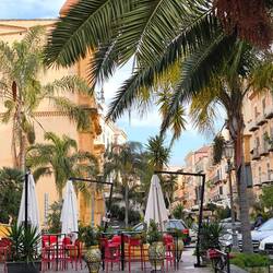 Niedliche, kleine Fußgängerzone mit Charme