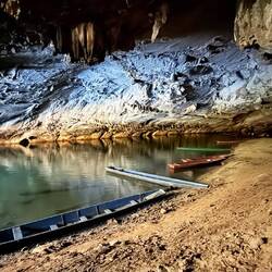 L'entrée de la fameuse Kong Lor cave 🤩