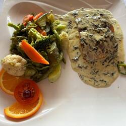 Fischfilet in Sauerampfersoße lecker zubereitet