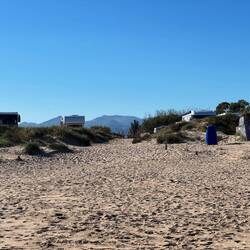 es gibt auch einige Plätze direkt am Strand