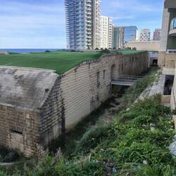 Fort Cambridge Battery, slated for restoration as a tourist attraction in 2007... still waiting