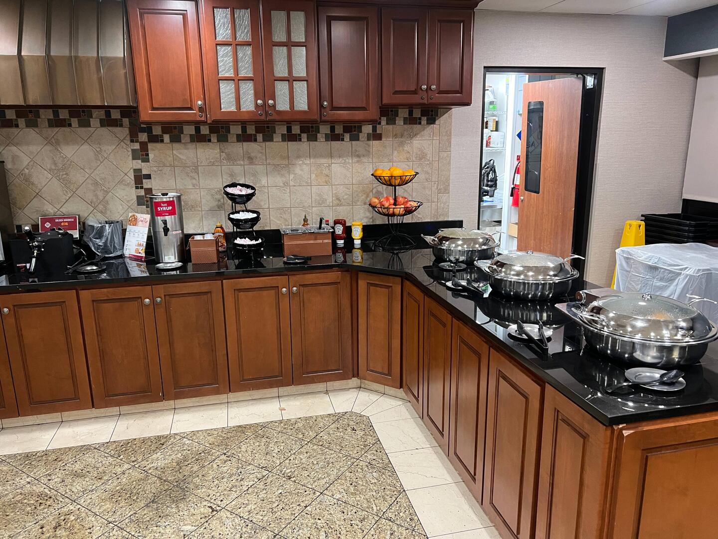 Drury Inn breakfast food line