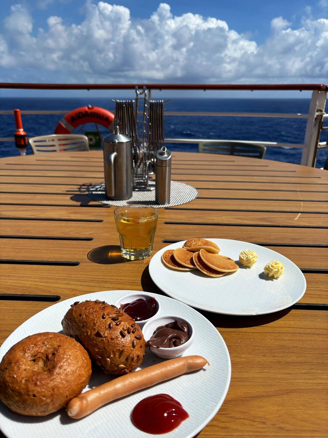 Frühstück in der Sonne