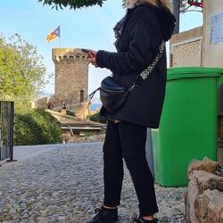 Es sei denn, Moni schaut böse 🤣