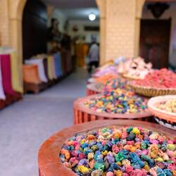 Gewürze in allen Gerüchen und Farben