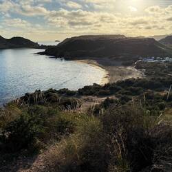 ... überall stehen Camper - langsam verstehen wir, warum wir nicht mehr willkommen sind