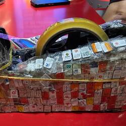 Er hat mich abgezockt am KL Flughafen mit der Tune Talk Sim.