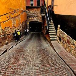 Hier gehts in den Untergrund