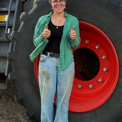 Reifen so groß wie ich 👀😅