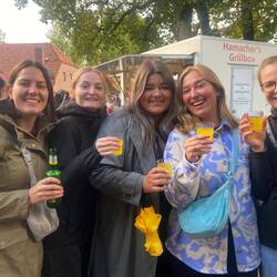 Attacke auf dem Herbstmarkt 🍂 🍺