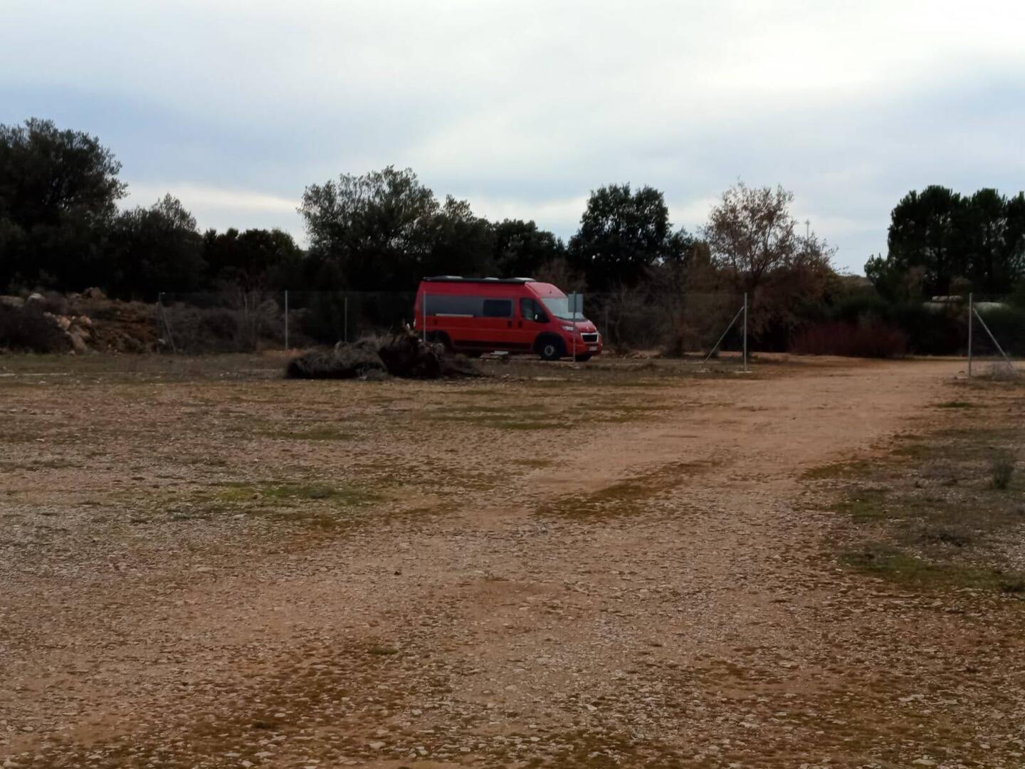 Alles noch leer und wir können uns aussuchen, wohin wir uns stellen.