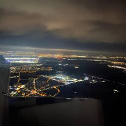 Ein letzter Blick zurück auf Frankfurt und den Flughafen