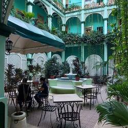 Innenhof des letzten Hotels