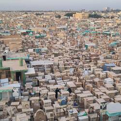Apart from being the last rest of Imam Ali, Najat is known for the largest cemetery worldwide.