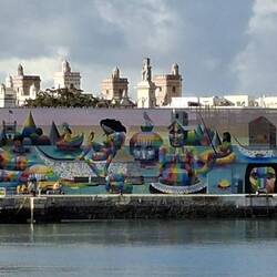 Wandmalereien am Hafen von Cádiz...war richtig schön in der Stadt
