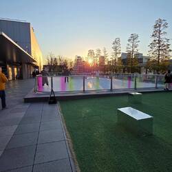 Auf dem Dach eines Kaufhauses, super schön