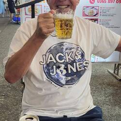 Au petit resto Thaï, tout au bout du marché ❤️