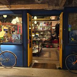 Coole Geschäfte gibt es auch viele.