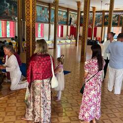 Hochzeitsgesellschaft bei der Zeremonie