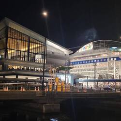 Wieder am Cruise Terminal