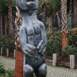 Skulptur von Bernard Matemera vom Künstlerdorf Tengenenge