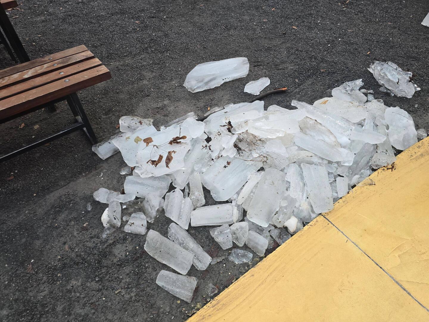 Die Eiszapfenreste von gestern