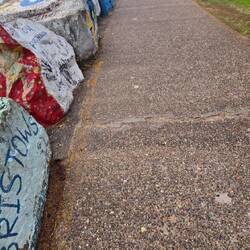 Painted rocks go on and on for klms.