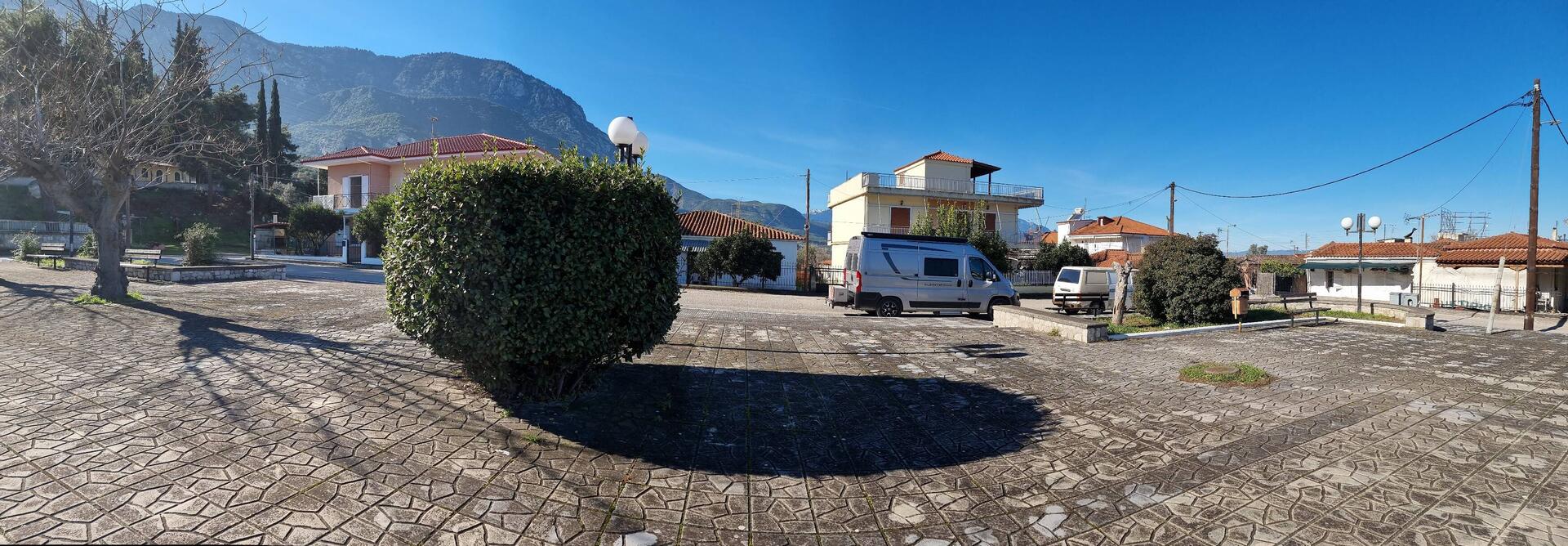 Parkiert wie die Griechen (gelernt von den Besten).