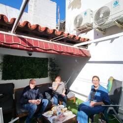 Brotzeit auf der Dachterrasse