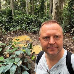 An der Elefanten-Schlammsuhle