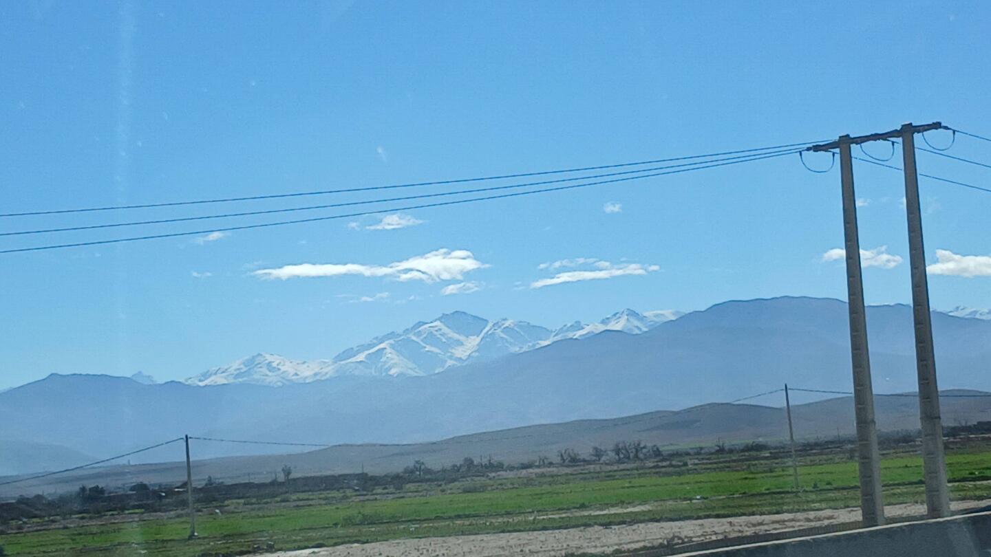 Der schneebedeckte Atlas