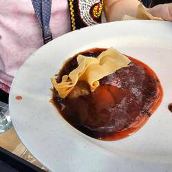 Fischkracker in Soße.