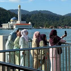 Selfie in front of the floating mosque
