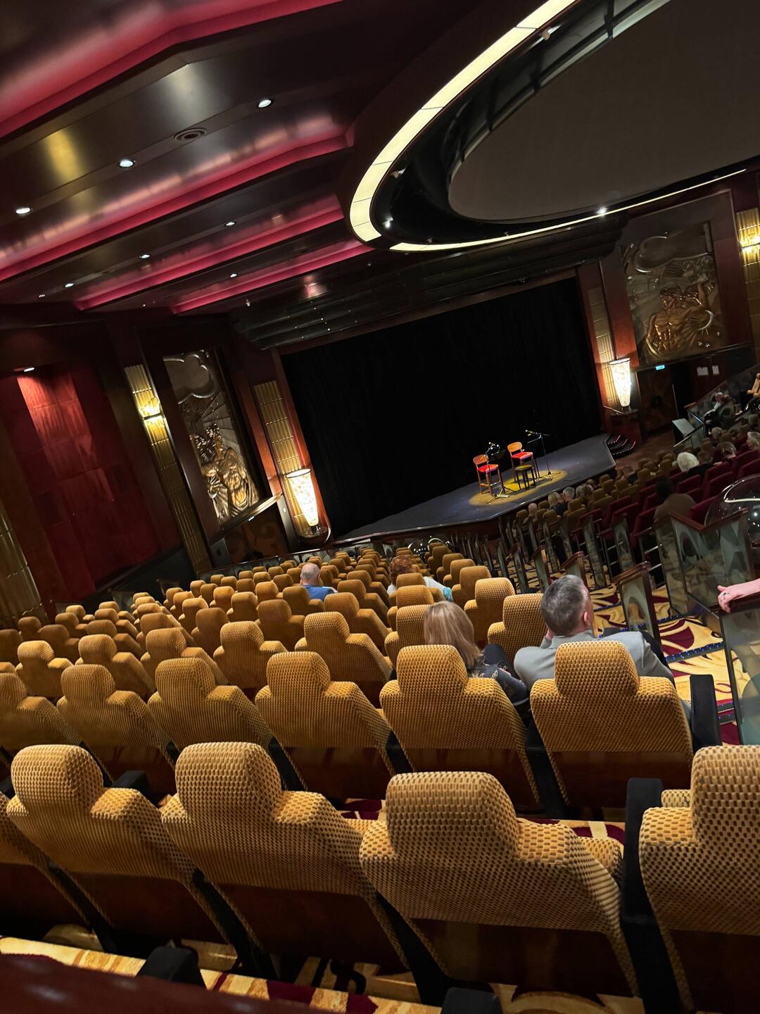 Am Abend lecker Chateaubriand am Tisch flambiert bekommen