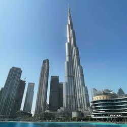 Burj Khalifa, mehr als 800m hoch