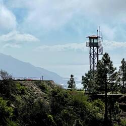das Ziel der Wanderung: der Torre Del Time, Wachturm zu Früherkennung von Waldbränden