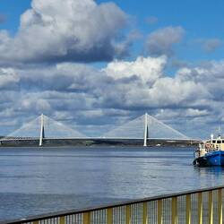 Puente Internacional del Guadiana, die Brücke zwischen Spanien und Portugal.