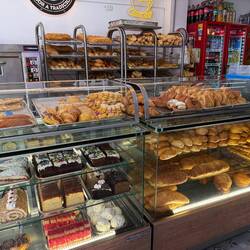 Bakery in Filandia. Most items $0.40 each